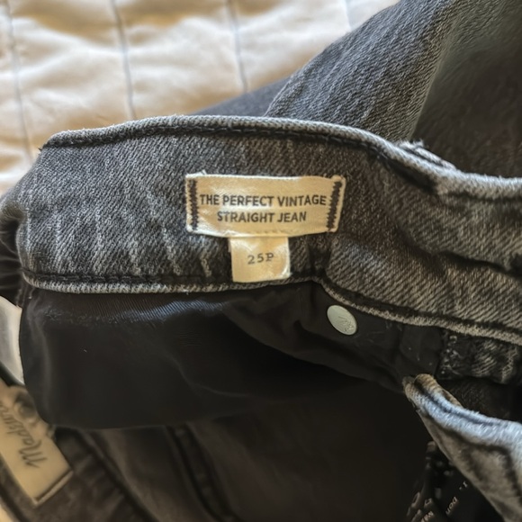 Madewell the perfect vintage jeans (petite) - Picture 3 of 4